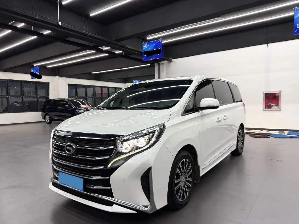 2021 GAC Trumpchi M8 2.0T 252HP L4 8AT