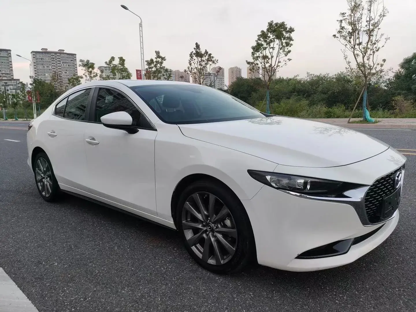 2020 MAZDA 3 thumbnail 3