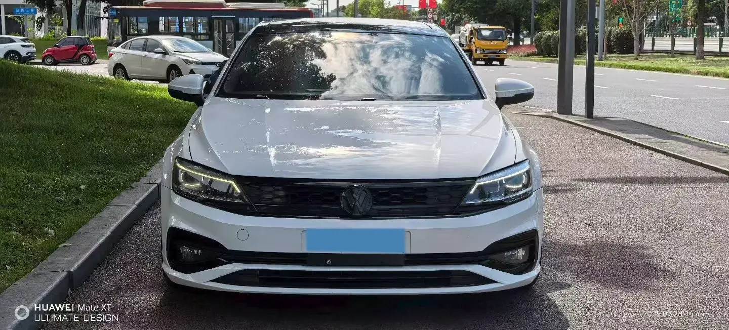 2021 VOLKSWAGEN LAMANDO thumbnail 2