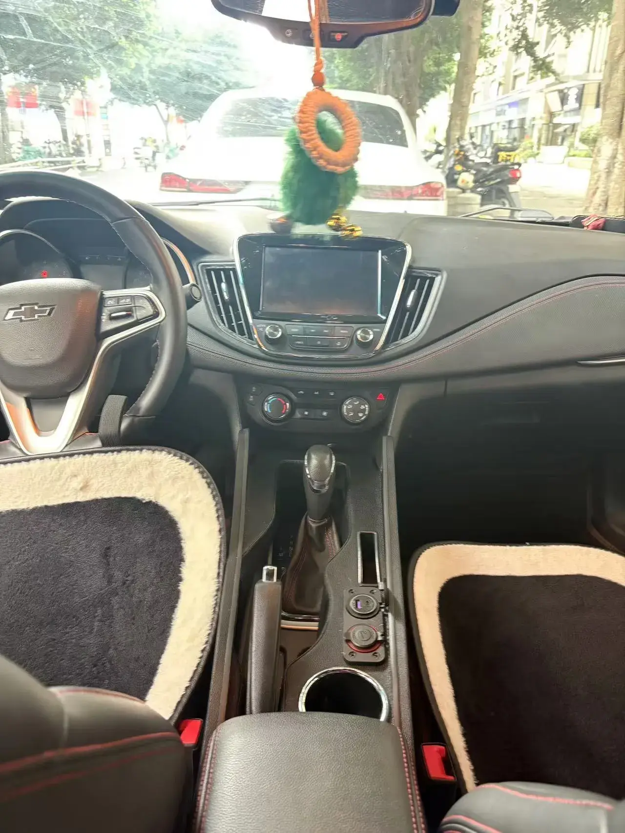 2019 CHEVROLET MONZA thumbnail 3