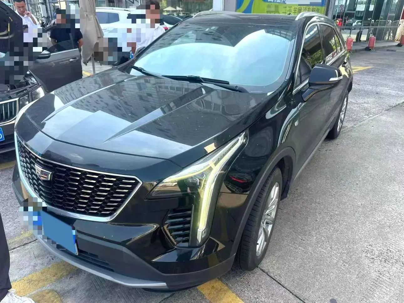 2021 CADILLAC XT4 view 1