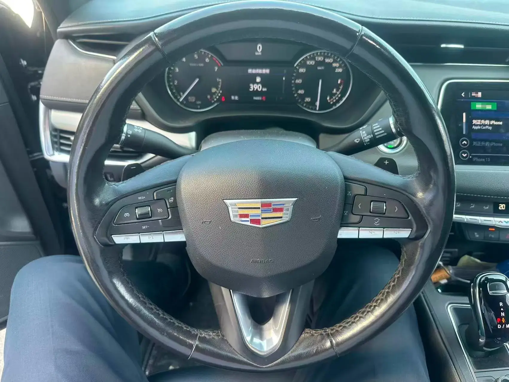 2021 CADILLAC XT4 thumbnail 4