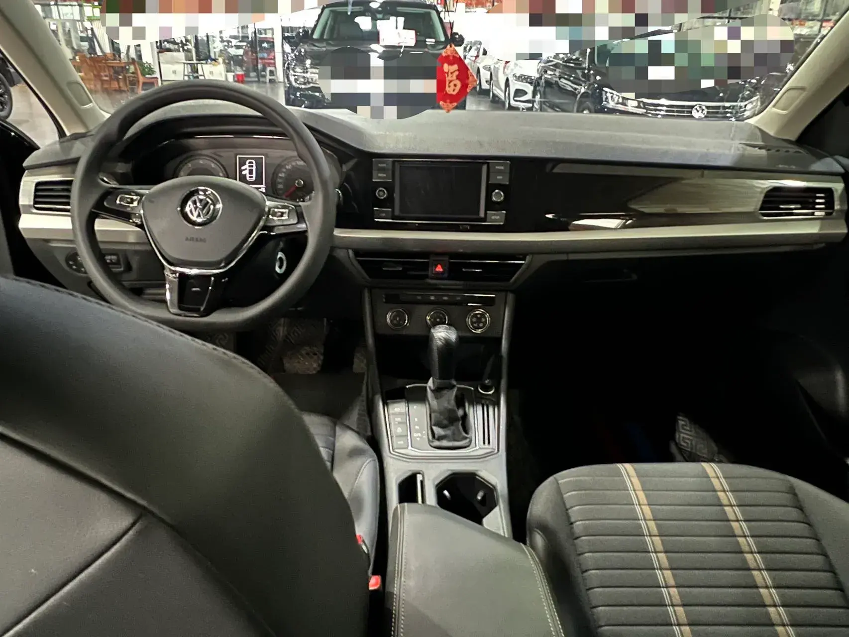 2019 VOLKSWAGEN LAVIDA thumbnail 4