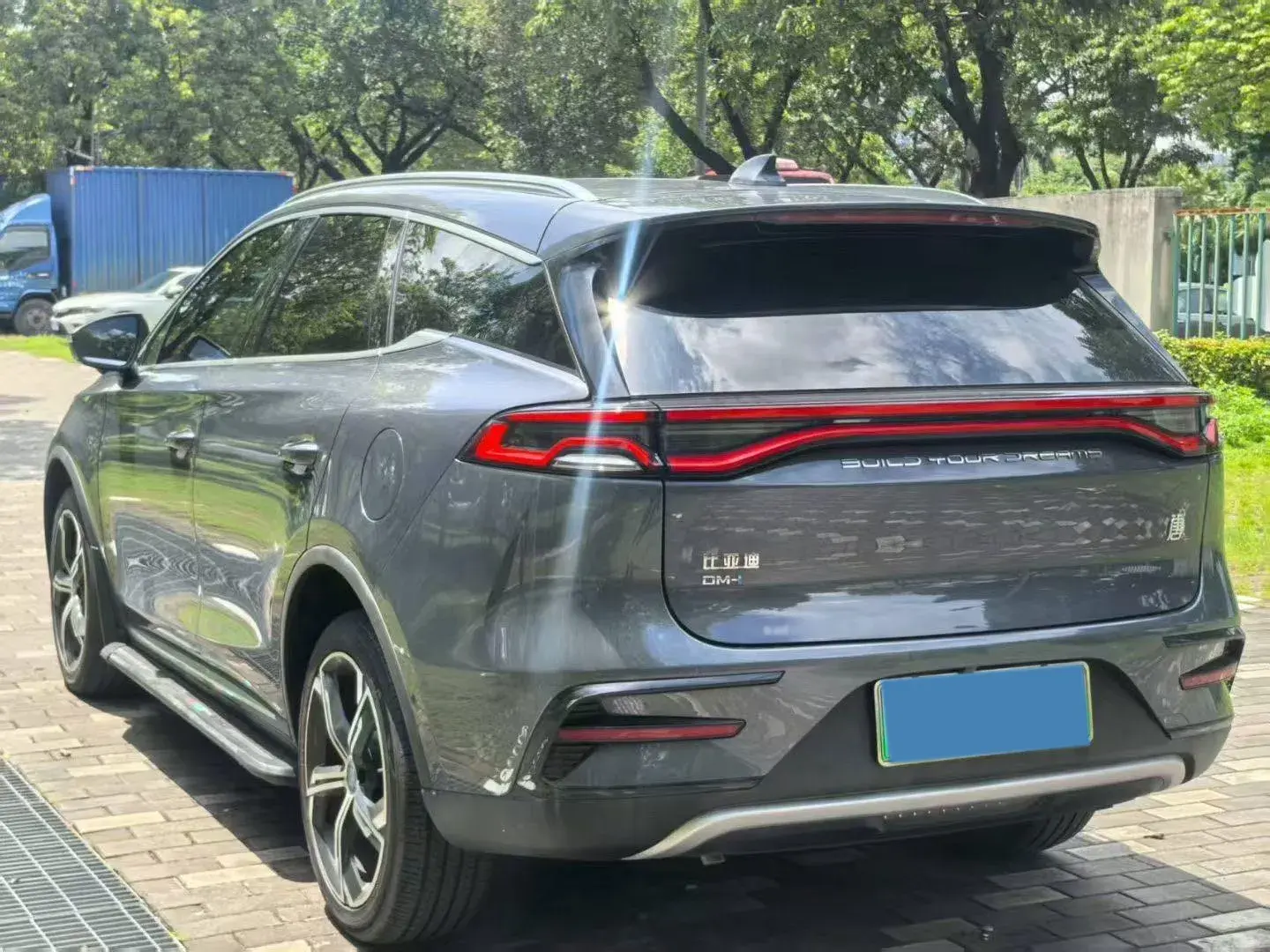 2021 BYD TANG thumbnail 4