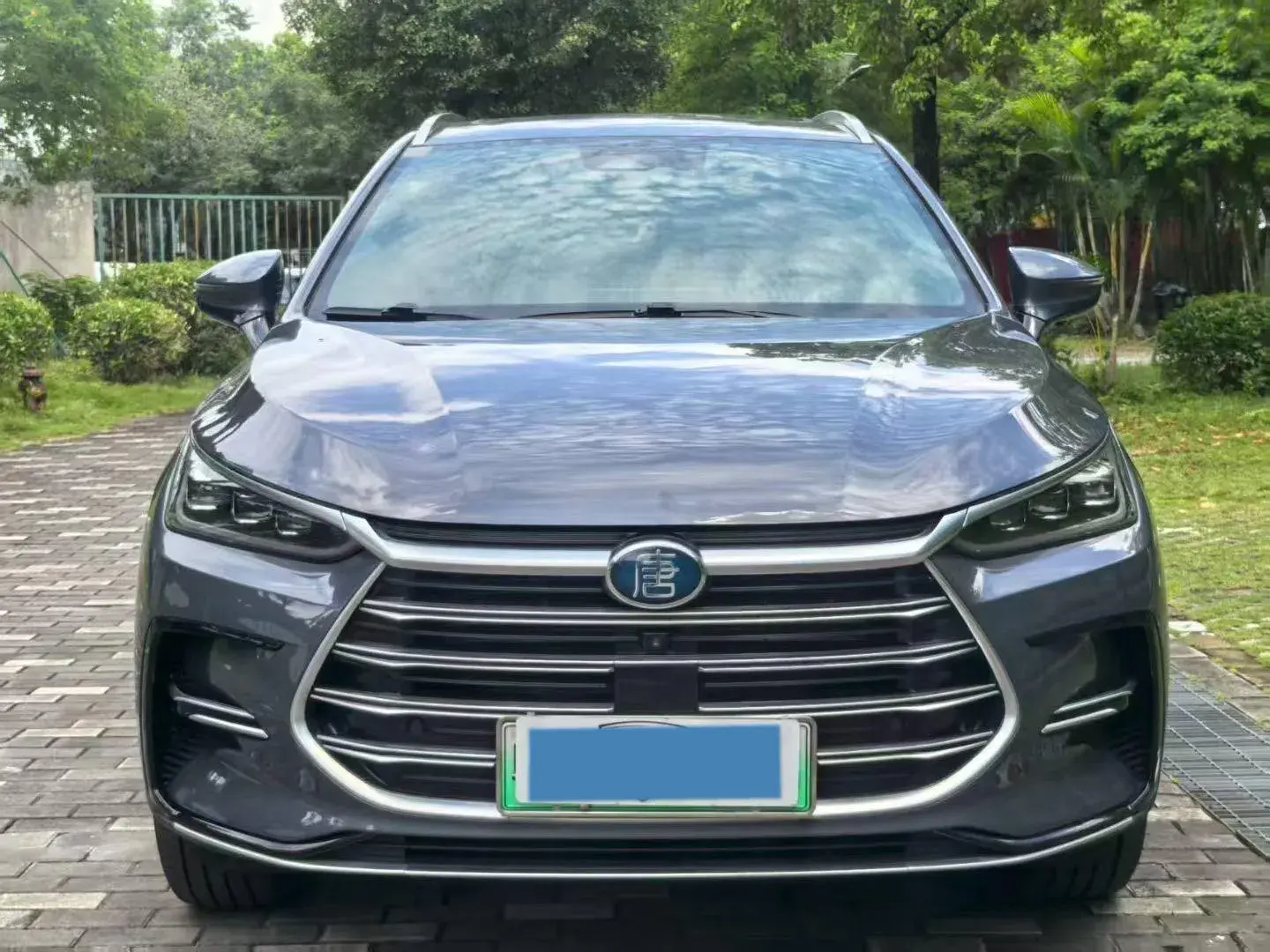 2021 BYD TANG thumbnail 3