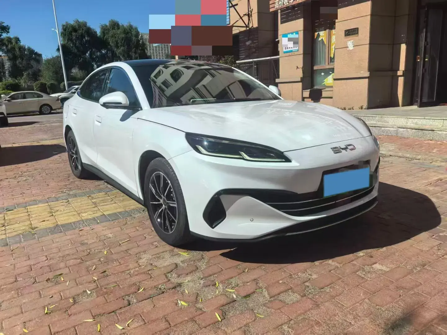 2024 BYD SEAL thumbnail 3