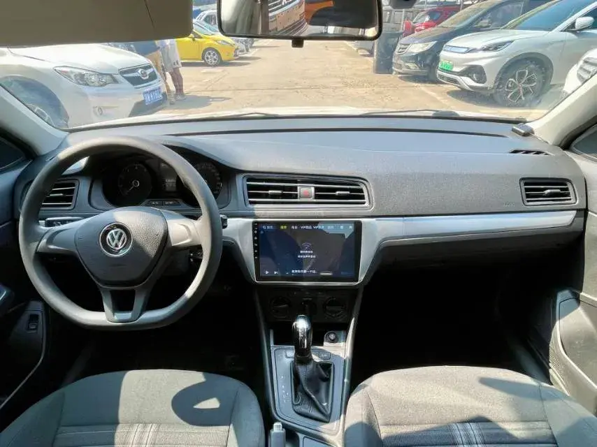 2019 VOLKSWAGEN LAVIDA thumbnail 4