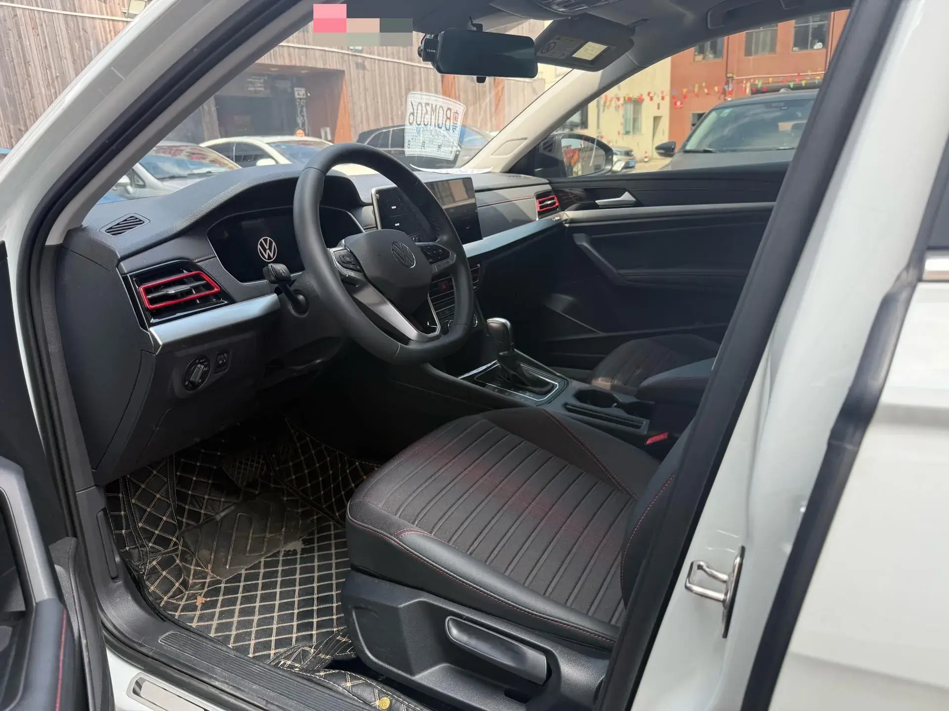 2023 VOLKSWAGEN LAVIDA thumbnail 2