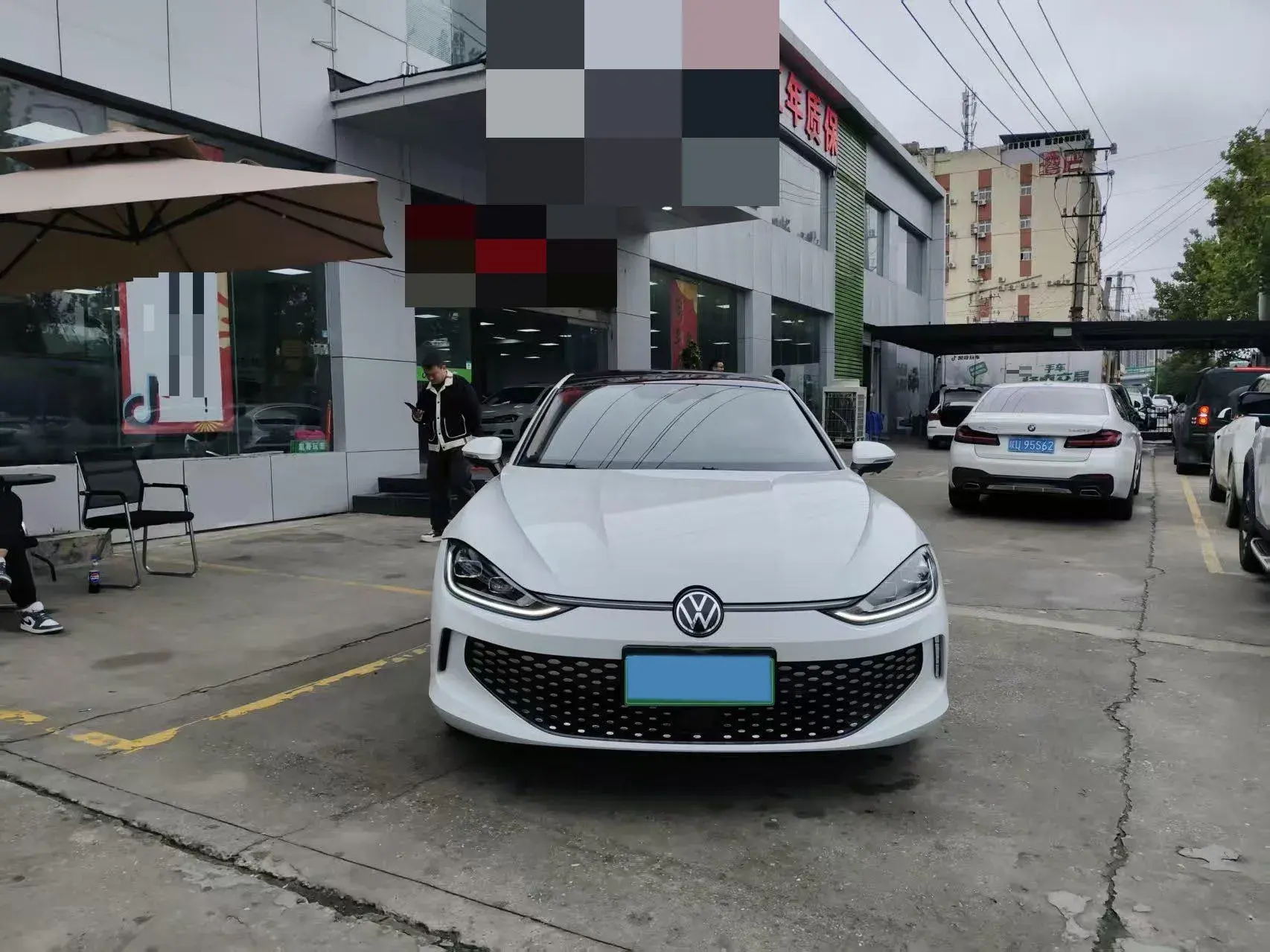 2023 VOLKSWAGEN LAMANDO thumbnail 2