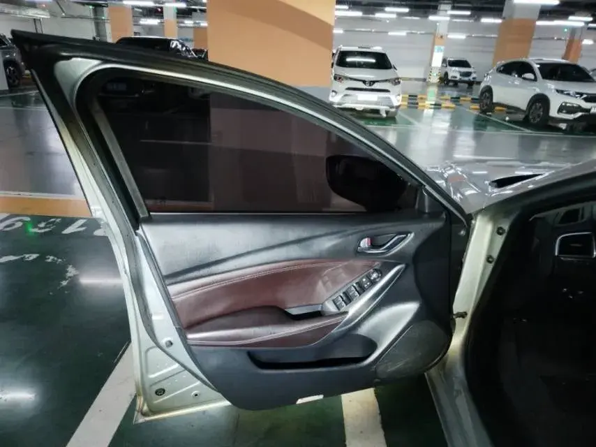 2018 MAZDA ATENZA thumbnail 4