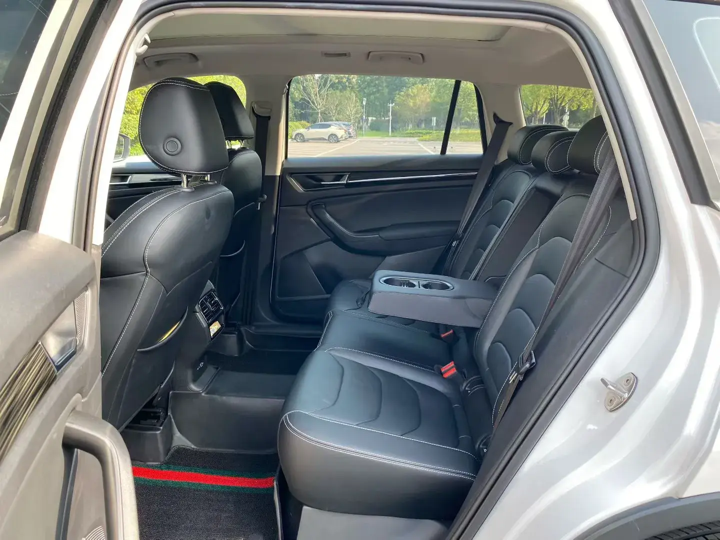 2021 SKODA KODIAK thumbnail 4