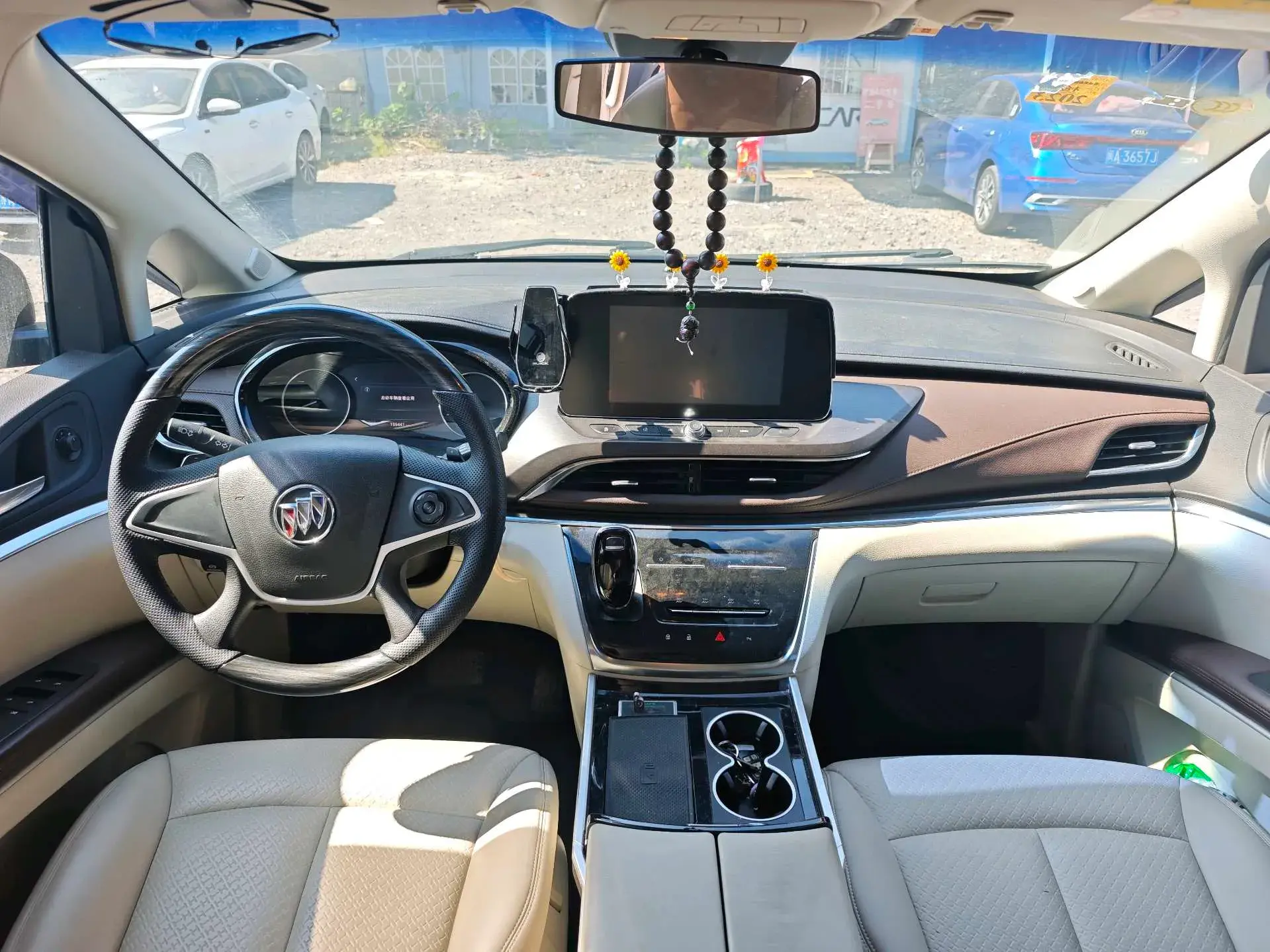 2021 BUICK GL8 thumbnail 3