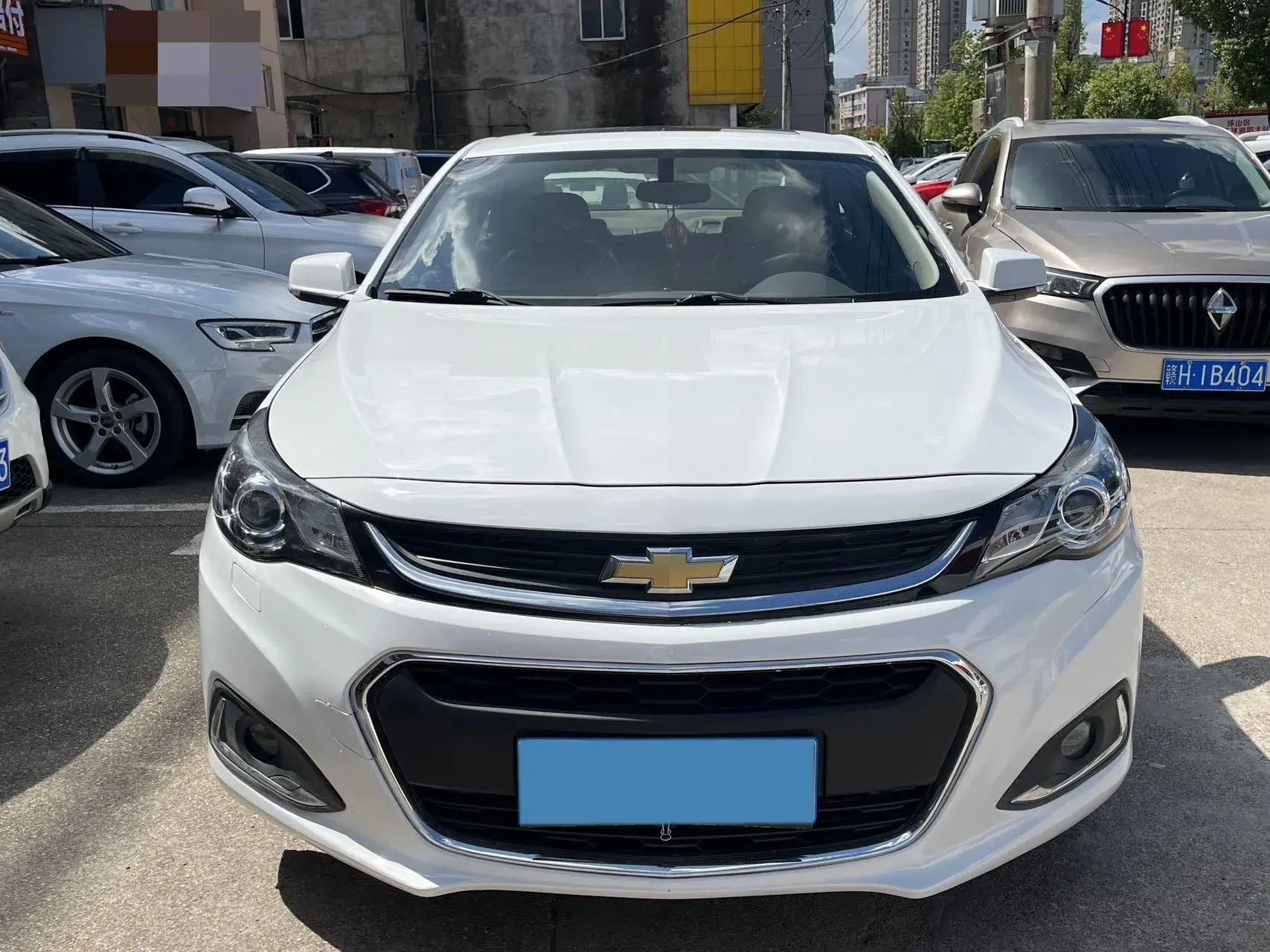 2018 CHEVROLET MALIBU thumbnail 2