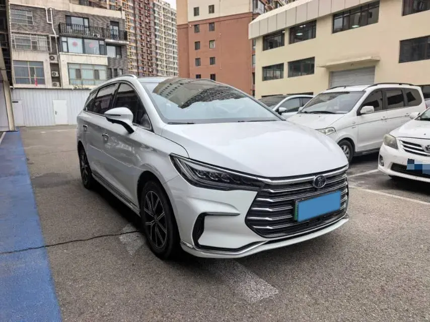 2022 BYD SONG thumbnail 2