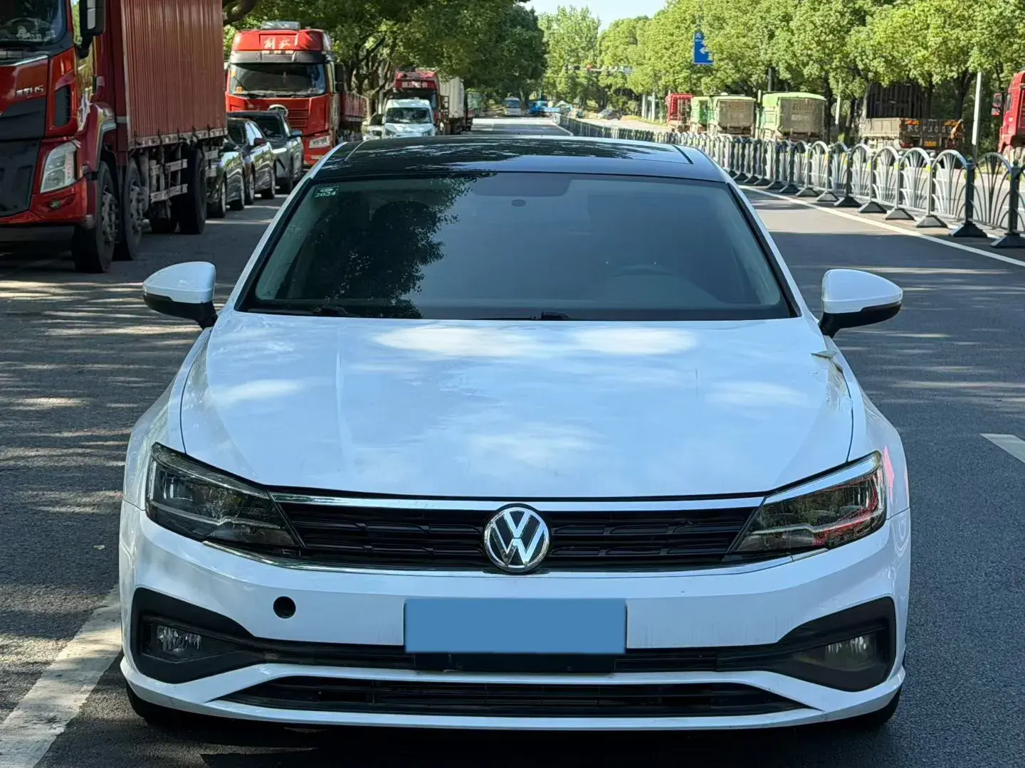 2019 VOLKSWAGEN LAMANDO thumbnail 2