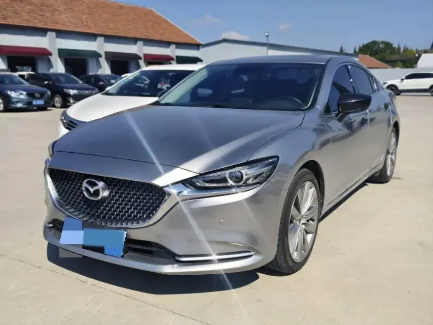 2020 MAZDA ATENZA view 1