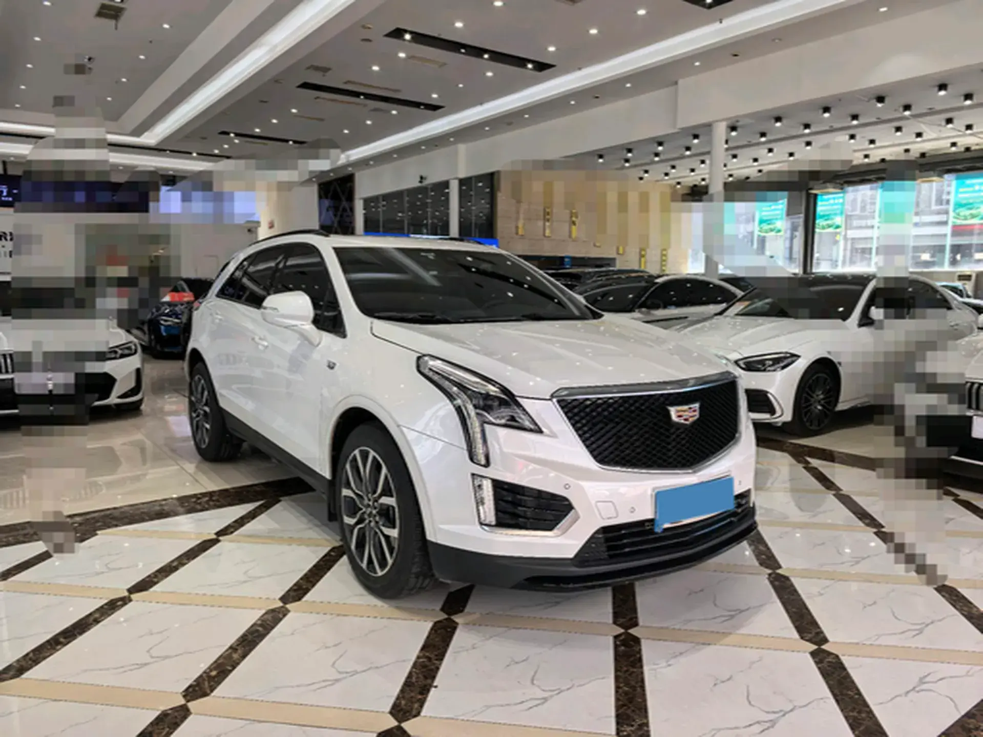 2022 CADILLAC XT5 thumbnail 3