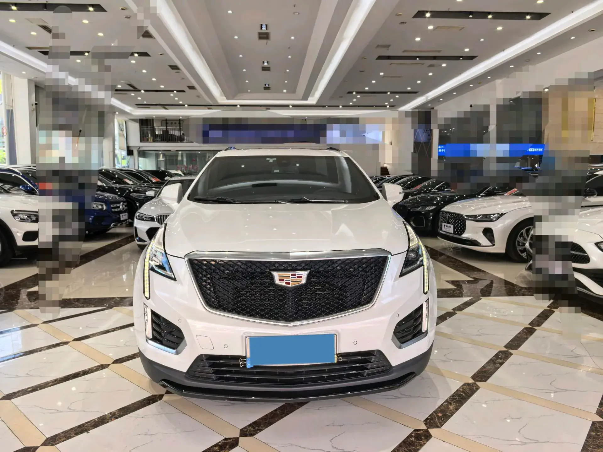 2022 CADILLAC XT5 thumbnail 2