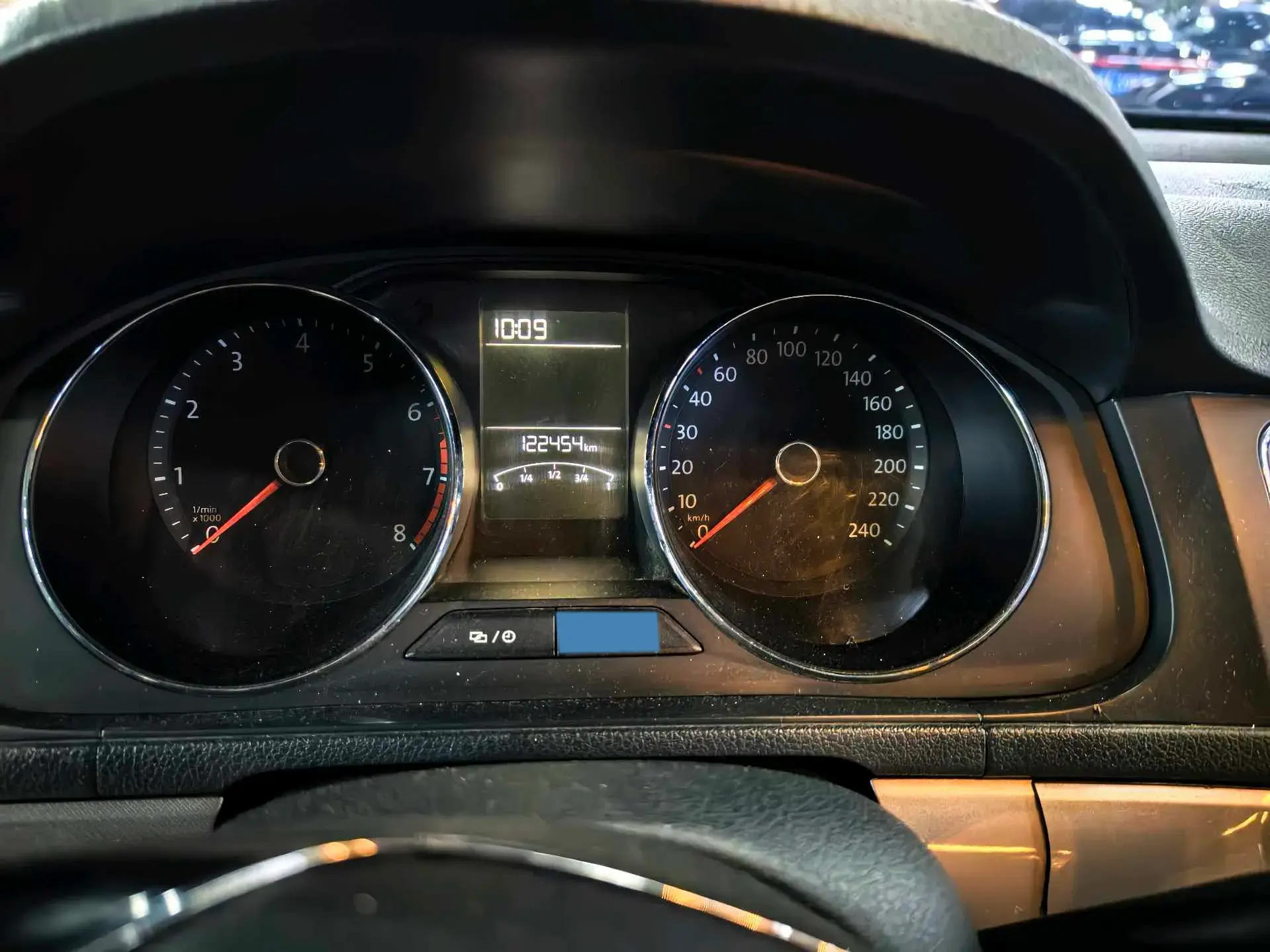 2017 VOLKSWAGEN LAVIDA thumbnail 3