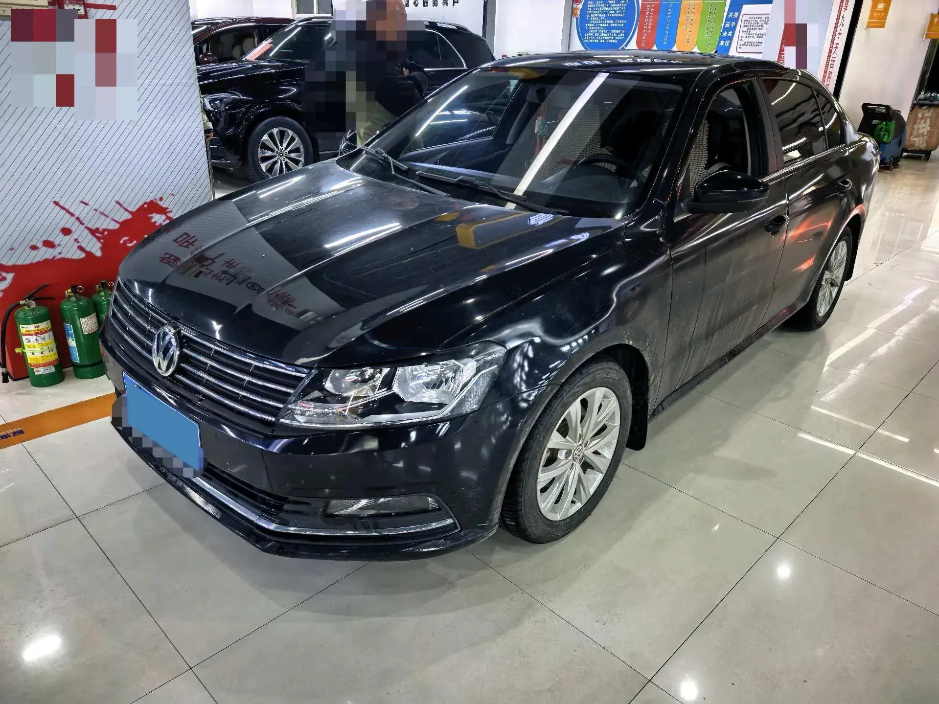 2017 VOLKSWAGEN LAVIDA view 1