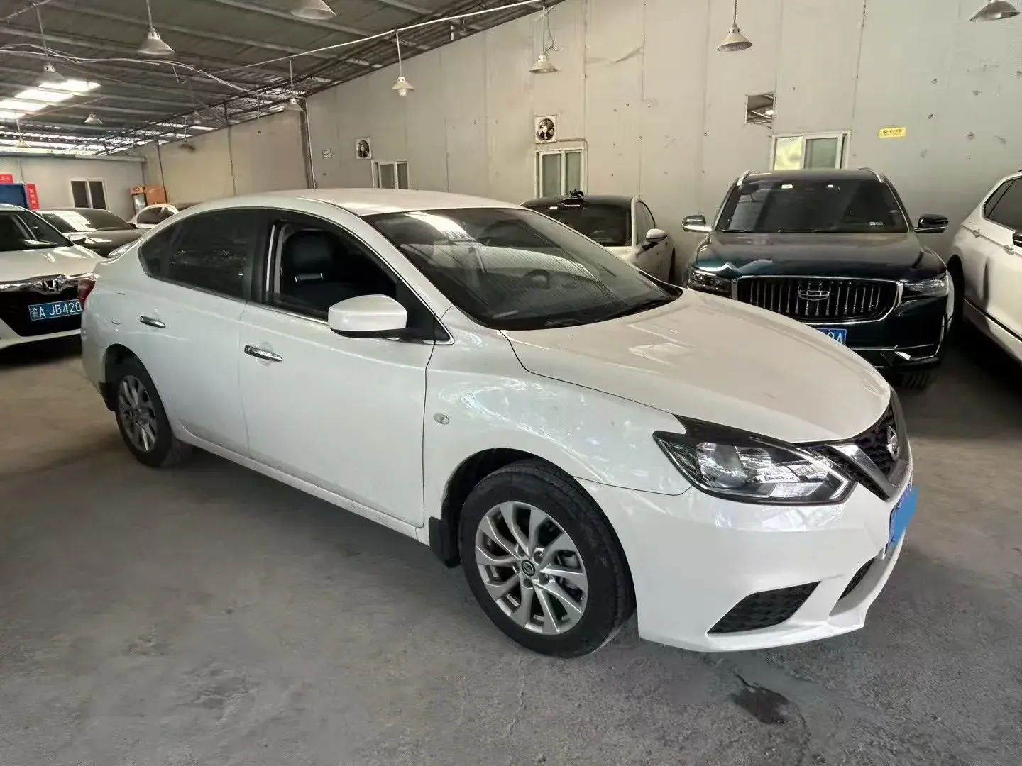 2019 NISSAN SYLPHY thumbnail 3