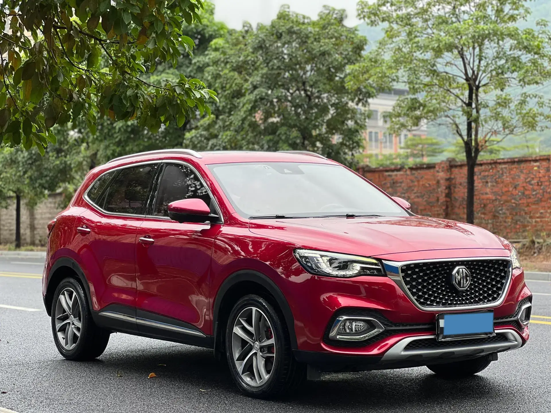 2019 MG HS thumbnail 3