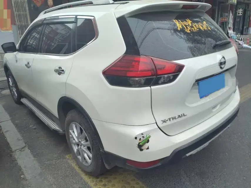 2020 NISSAN X-TRAIL thumbnail 3