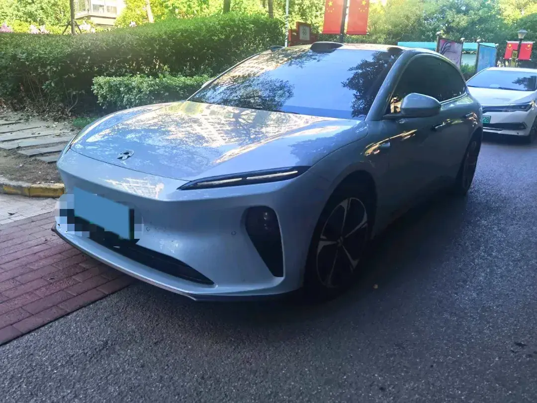 2024 NIO ET5T BEV 75KWH