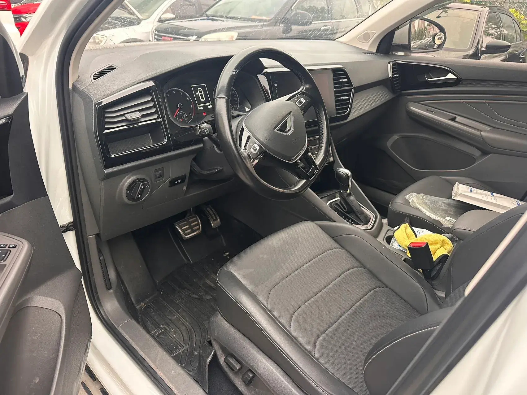 2020 JETTA VS7 thumbnail 3