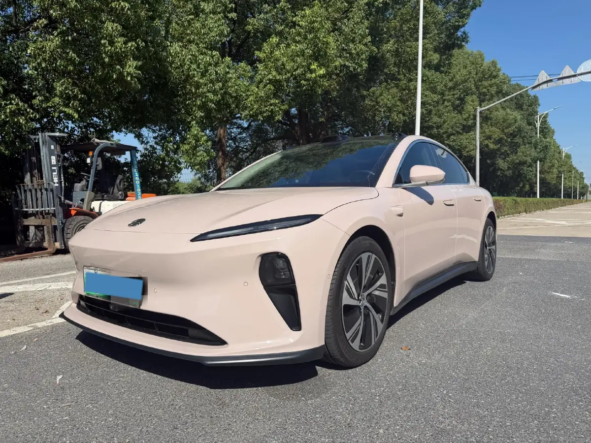 2022 NIO ET5 BEV 75KWH