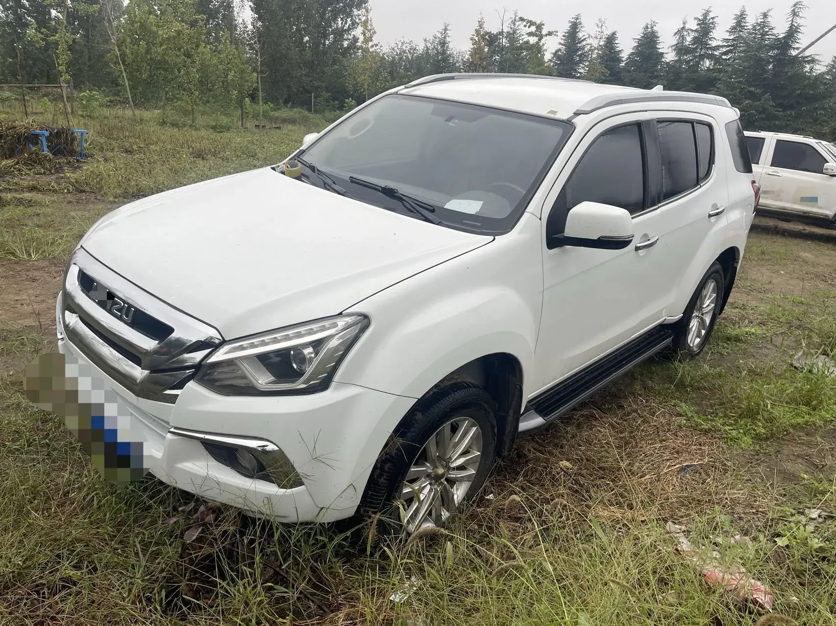 2020 ISUZU MU-X view 1