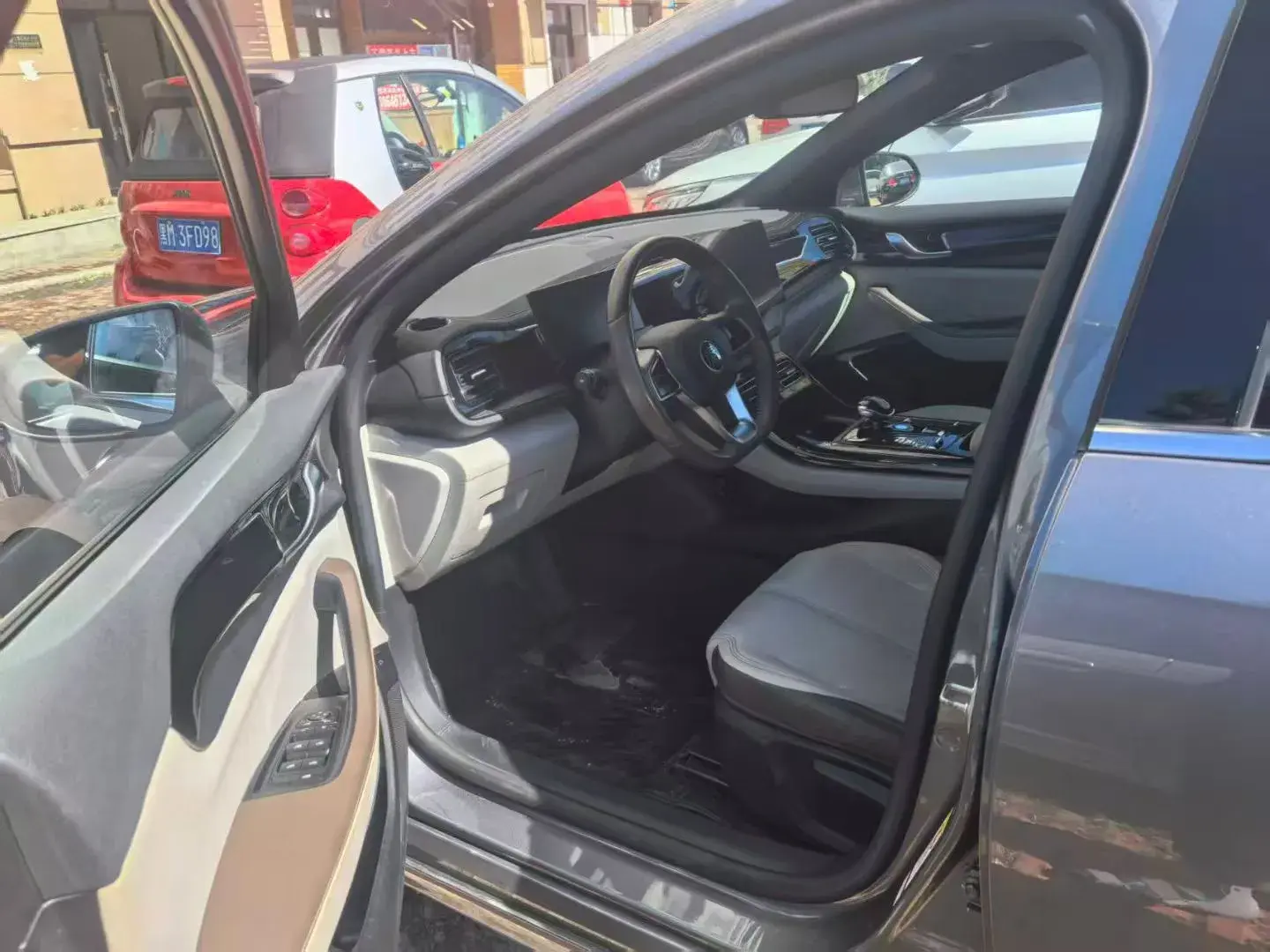 2023 BYD QIN thumbnail 4