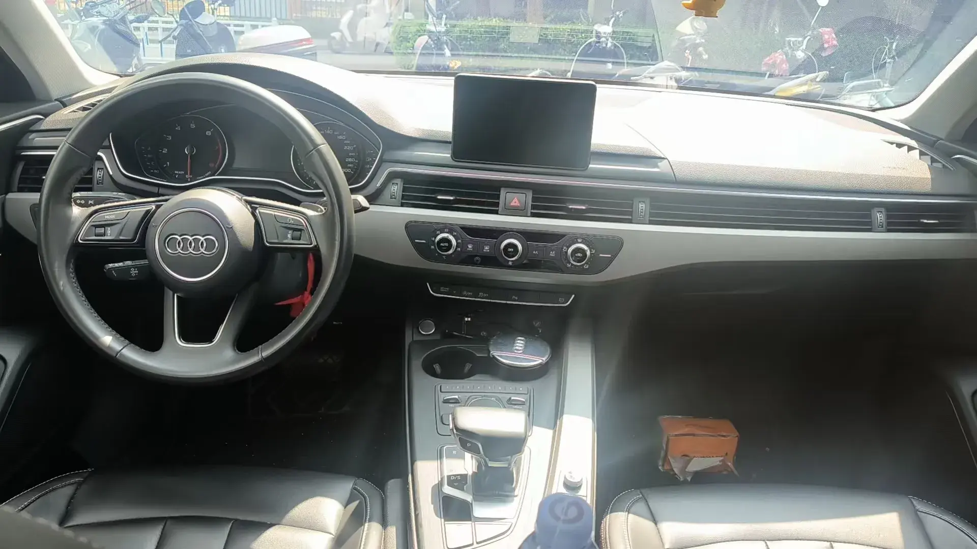 2019 AUDI A4L thumbnail 2