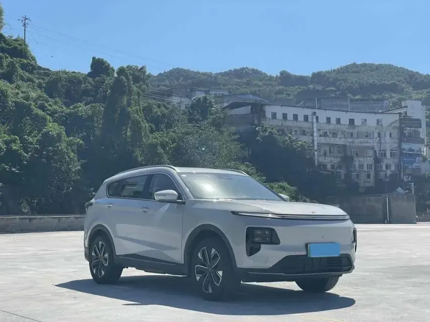 2024 JETOUR SHANHAI thumbnail 3