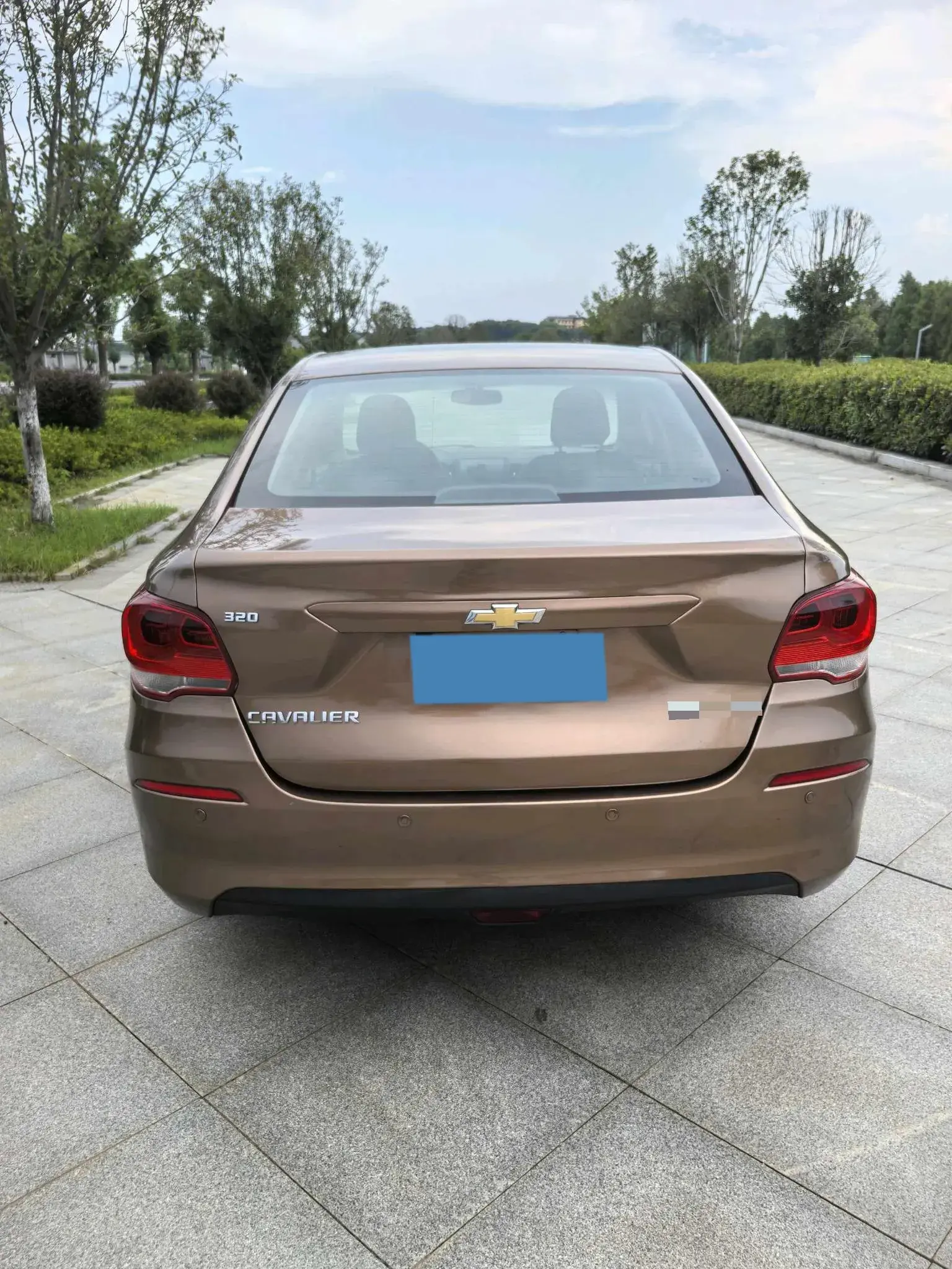 2016 CHEVROLET CAVALIER thumbnail 4