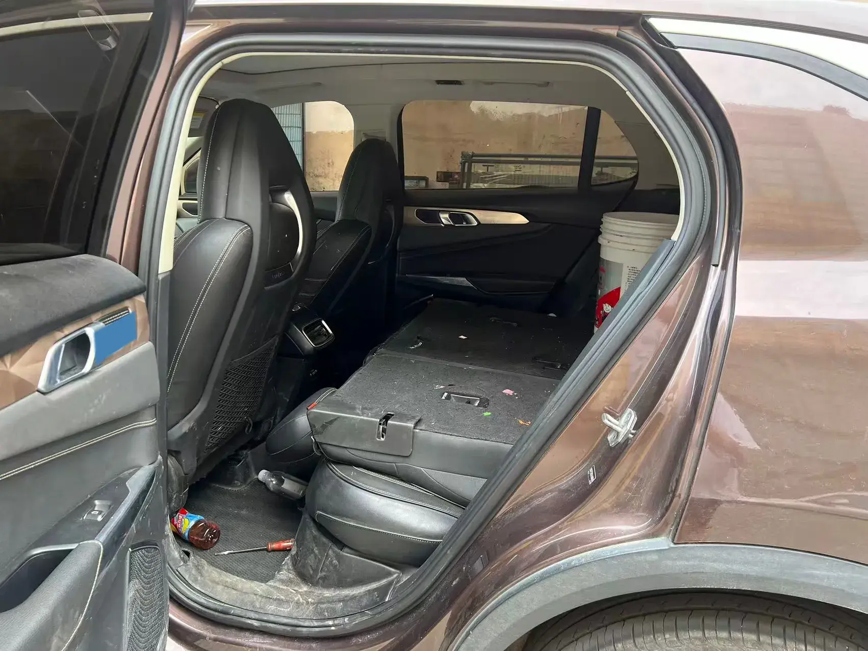 2017 LYNK&CO 01 thumbnail 4