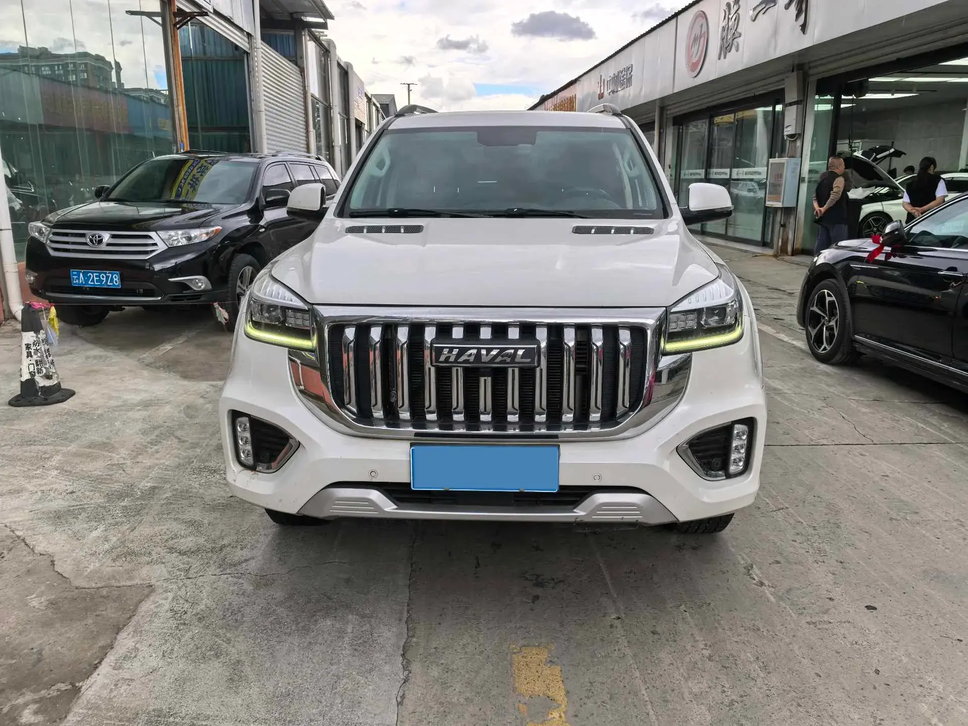 2022 HAVAL H9 thumbnail 2