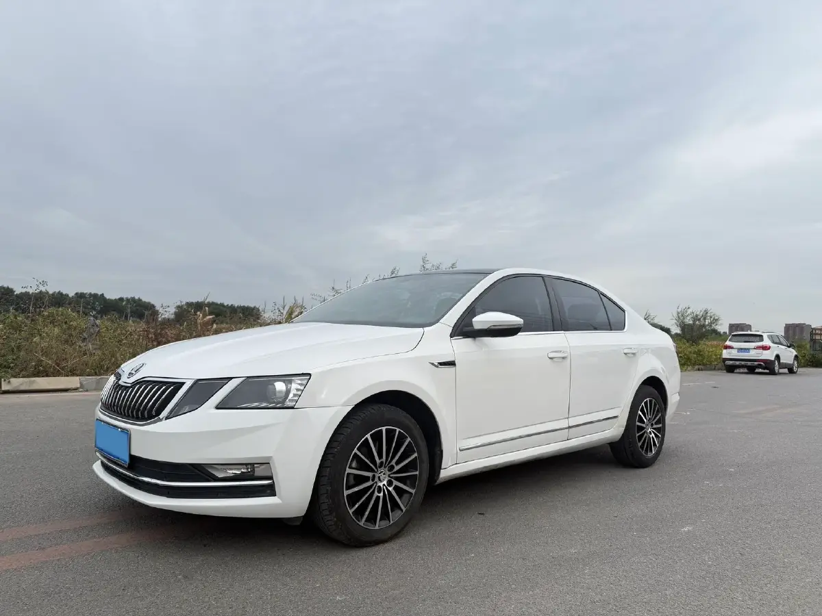 2018 Skoda Octavia 1.2T 116HP L4 7DCT