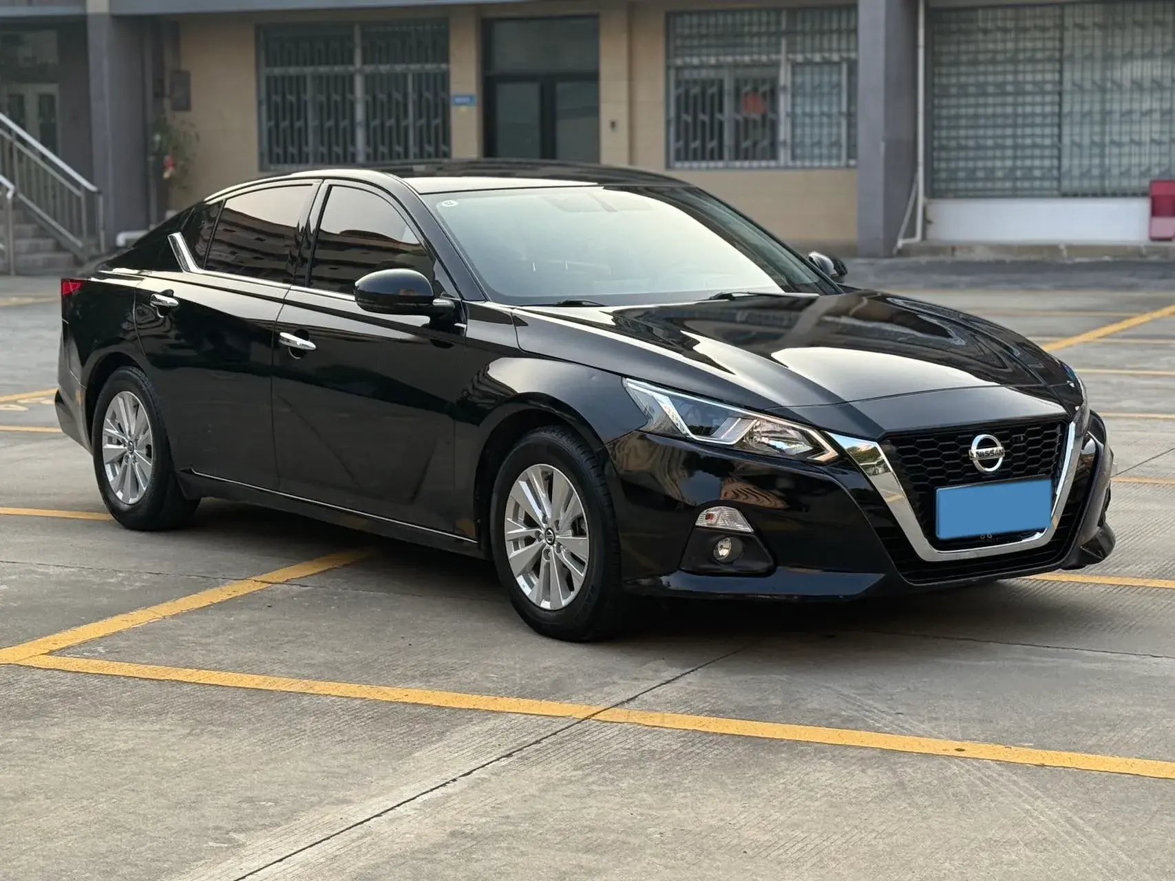 2021 NISSAN TEANA thumbnail 3