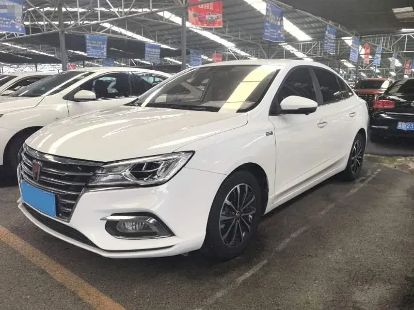 2019 Roewe i5 1.5L 120HP L4 CVT