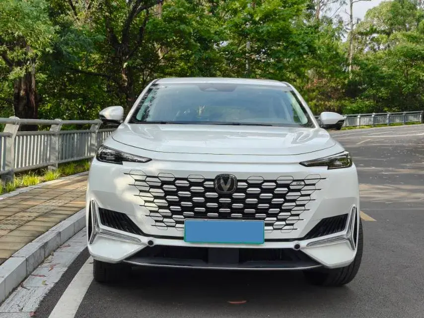 2023 CHANGAN UNI-K thumbnail 2