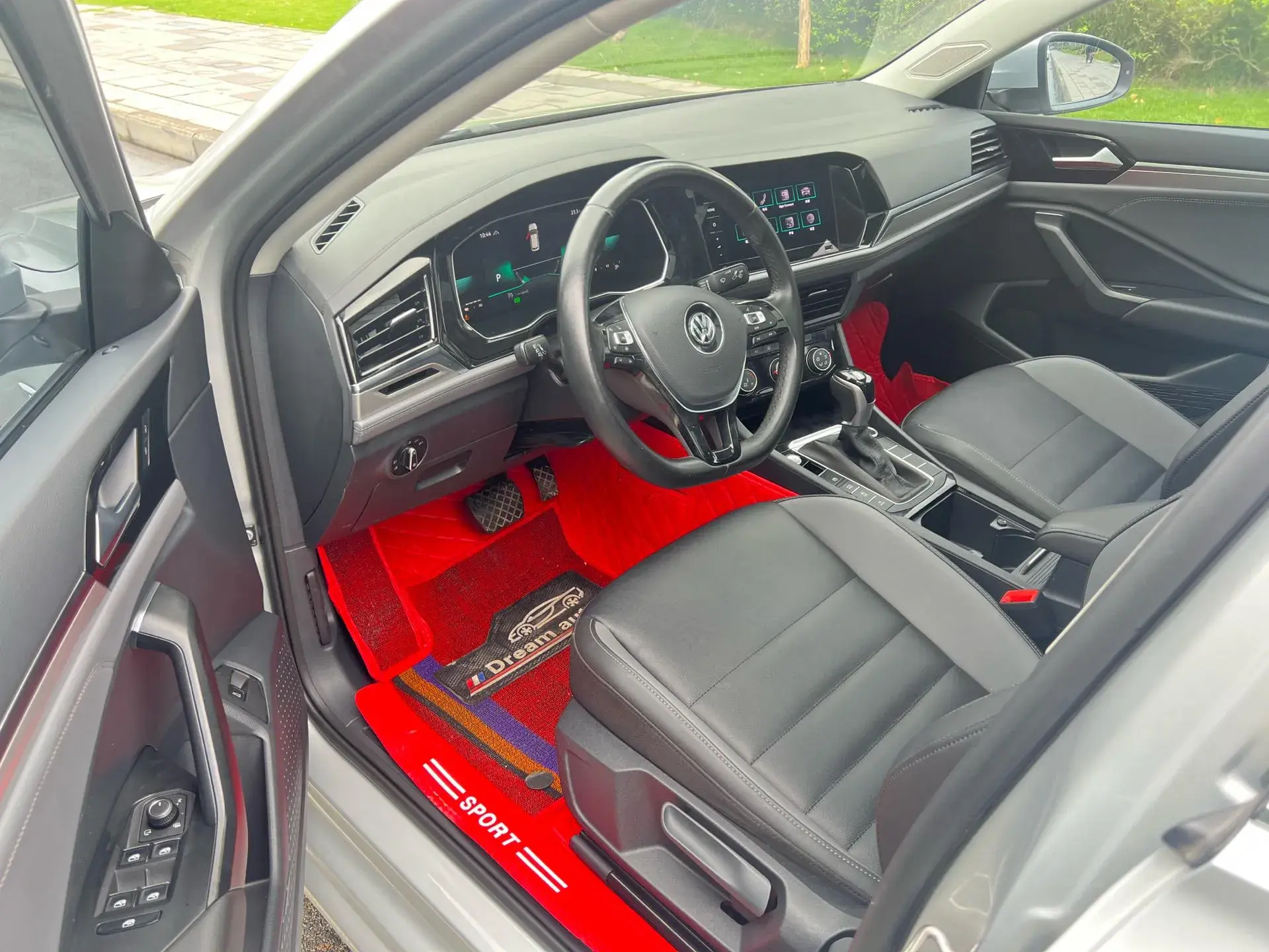 2021 VOLKSWAGEN SAGITAR thumbnail 2