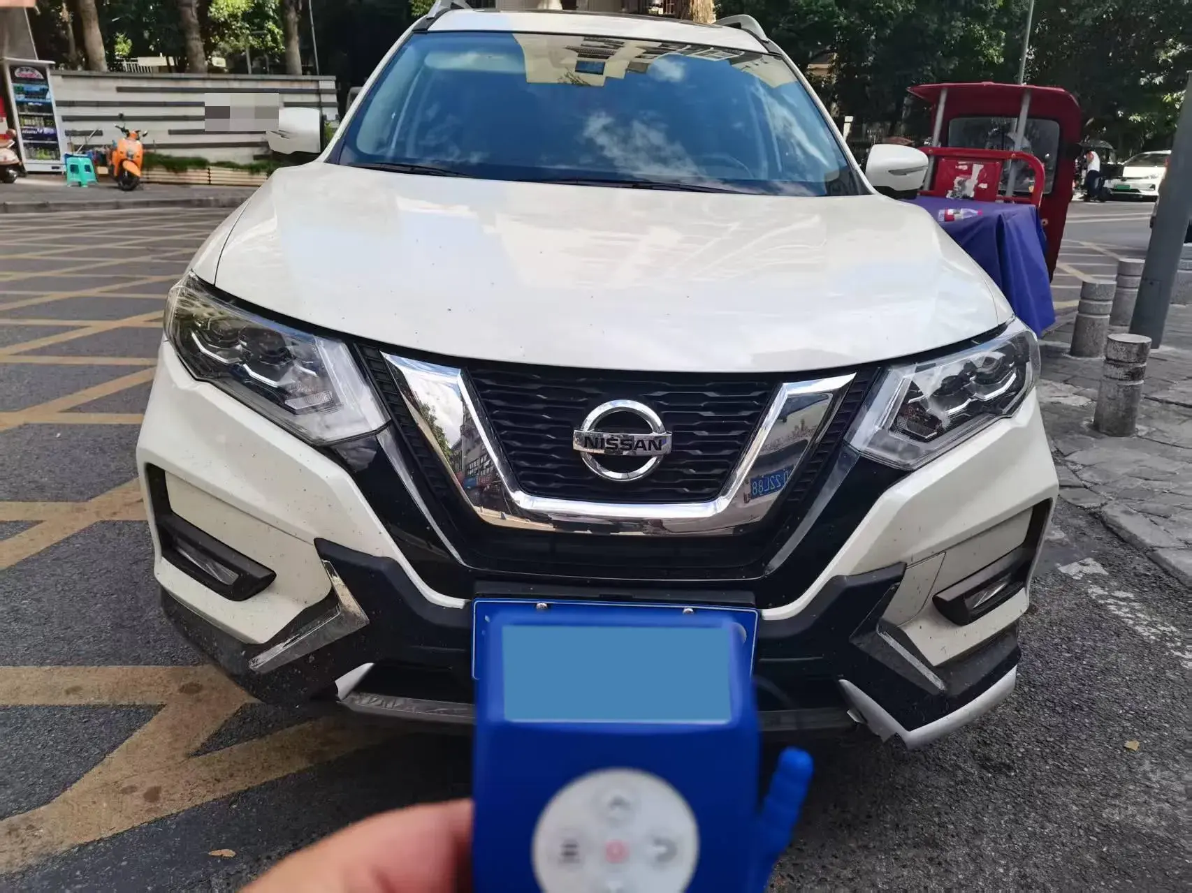 2022 NISSAN X-TRAIL thumbnail 2