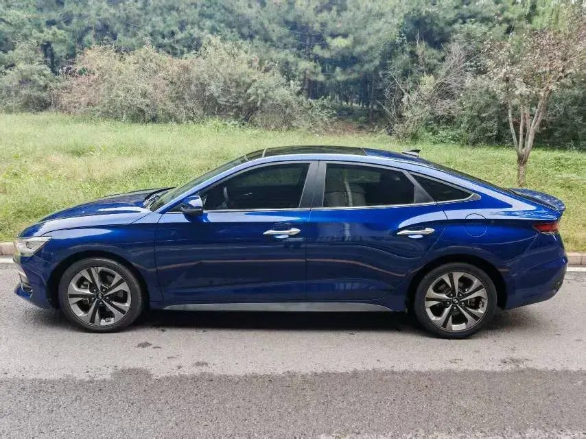 2019 HYUNDAI LA thumbnail 4