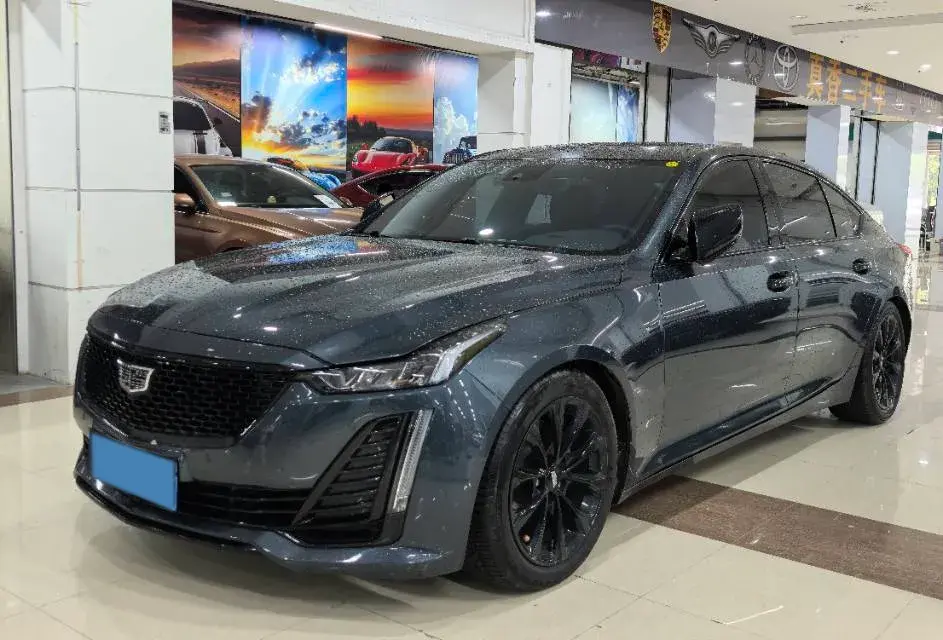 2022 CADILLAC CT5 view 1