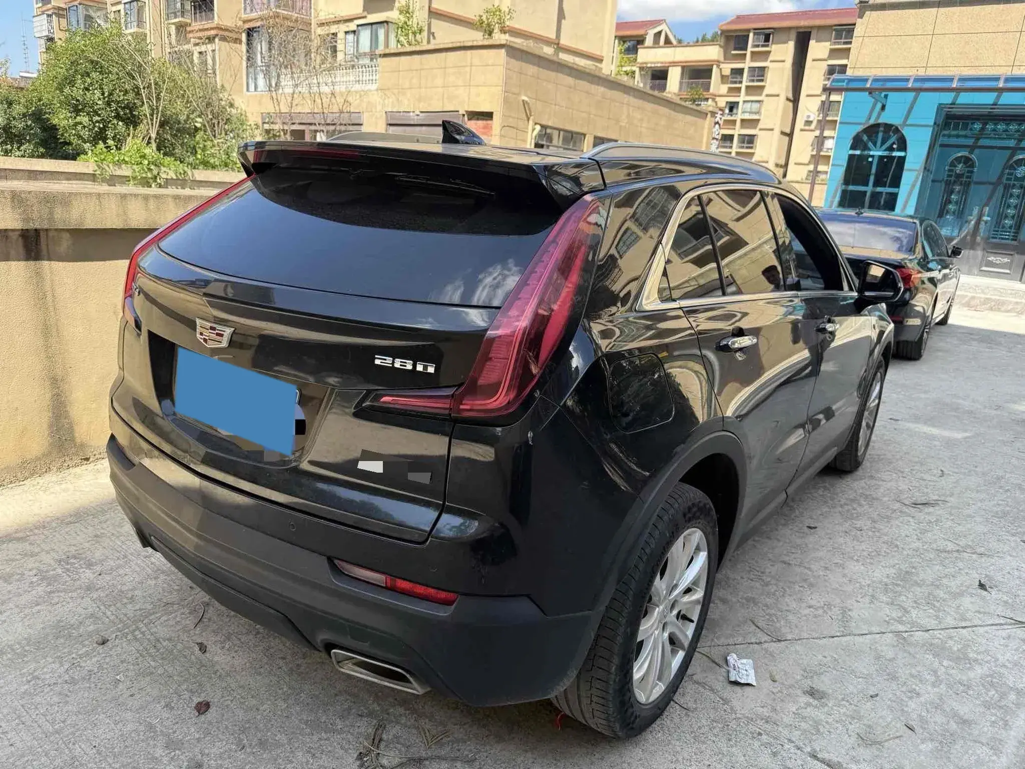 2021 CADILLAC XT4 thumbnail 4