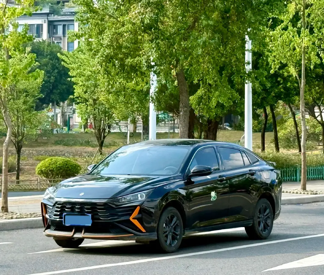 2024 DongFeng Aeolus YiXuan 1.5L 125HP L4 6DCT