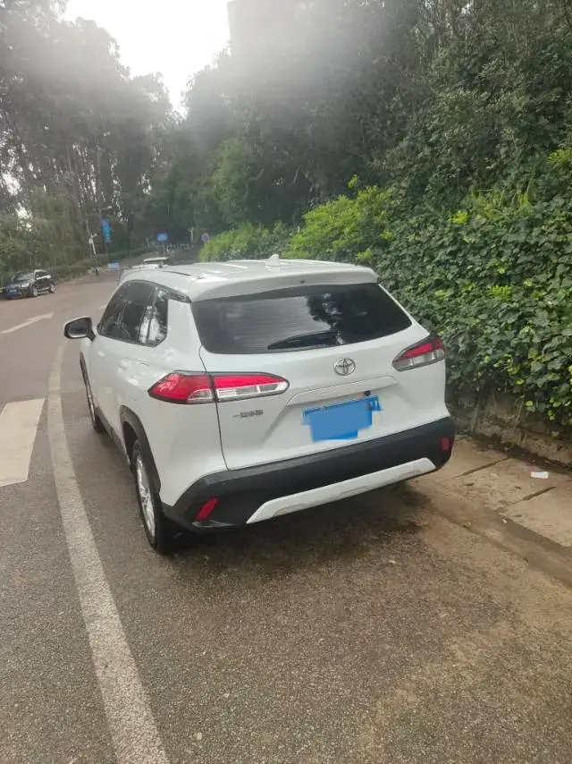 2023 TOYOTA COROLLA thumbnail 4