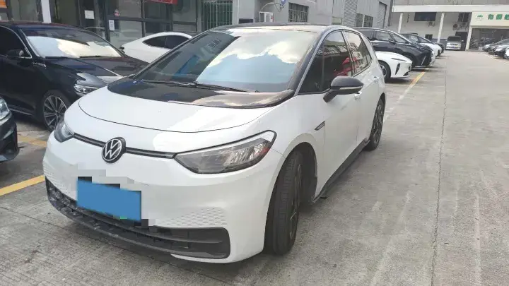 2023 VOLKSWAGEN ID.3 view 1
