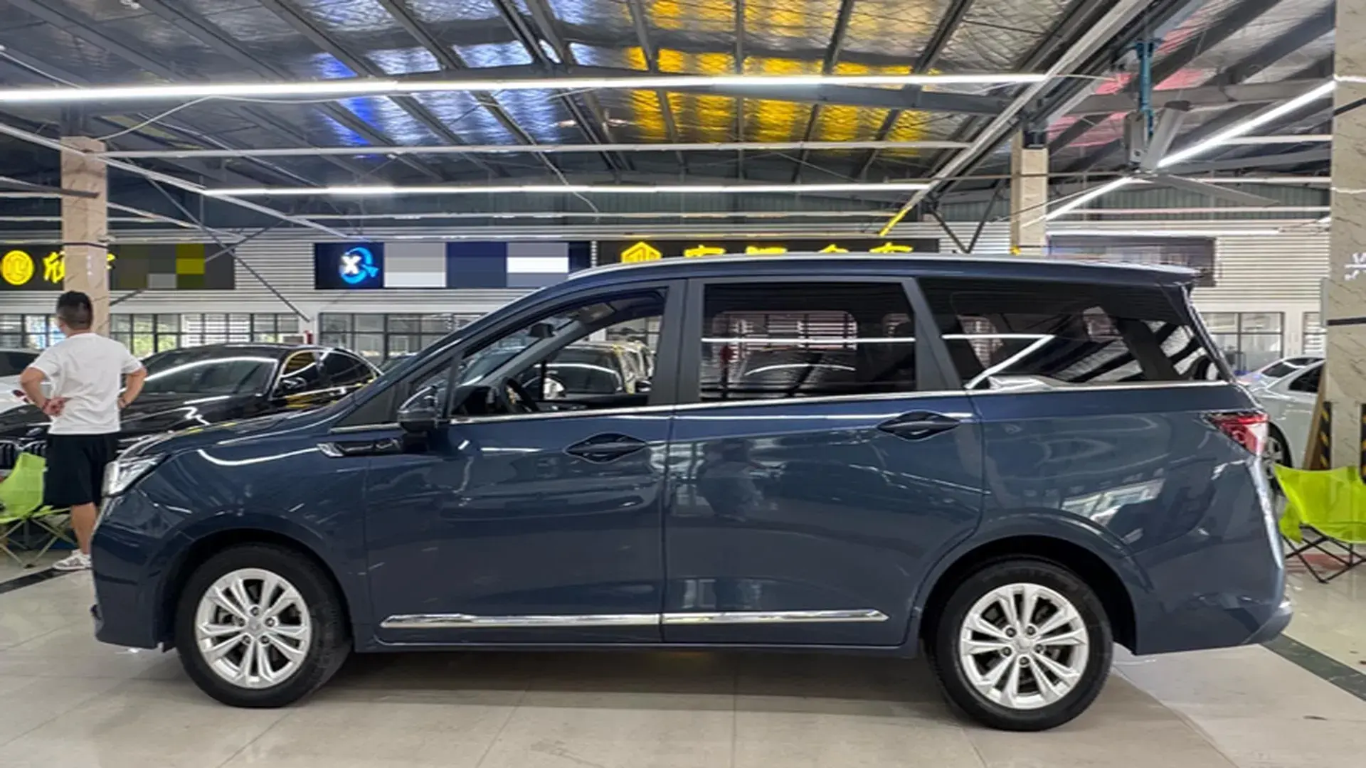 2022 WULING JIACHEN thumbnail 3